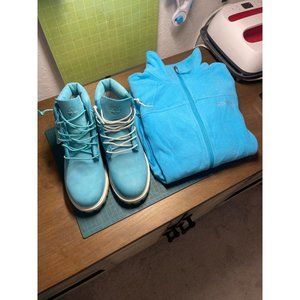 Timberland Waterproof Boot Lgt blue Jr's sze 4.5 = Womens Sze 6/Columbia fleece